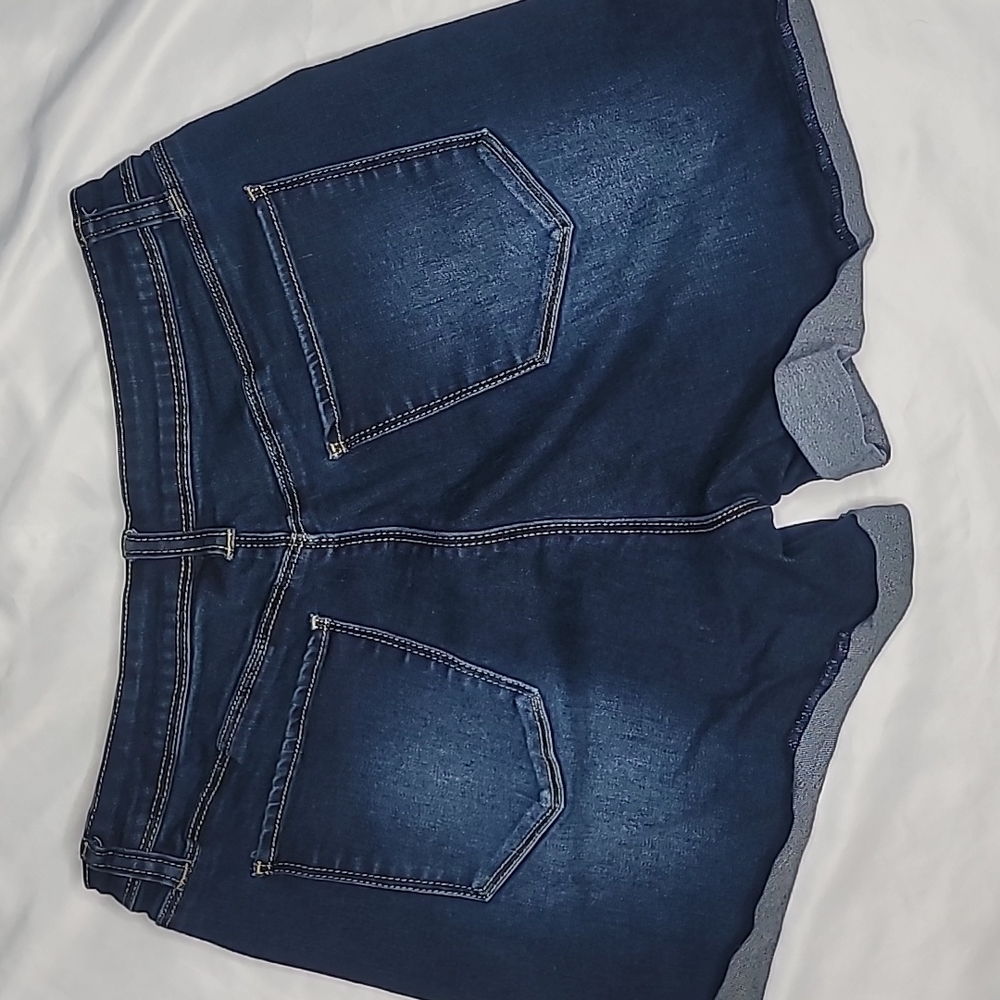 Blue Jean Short - Picture 3 of 3